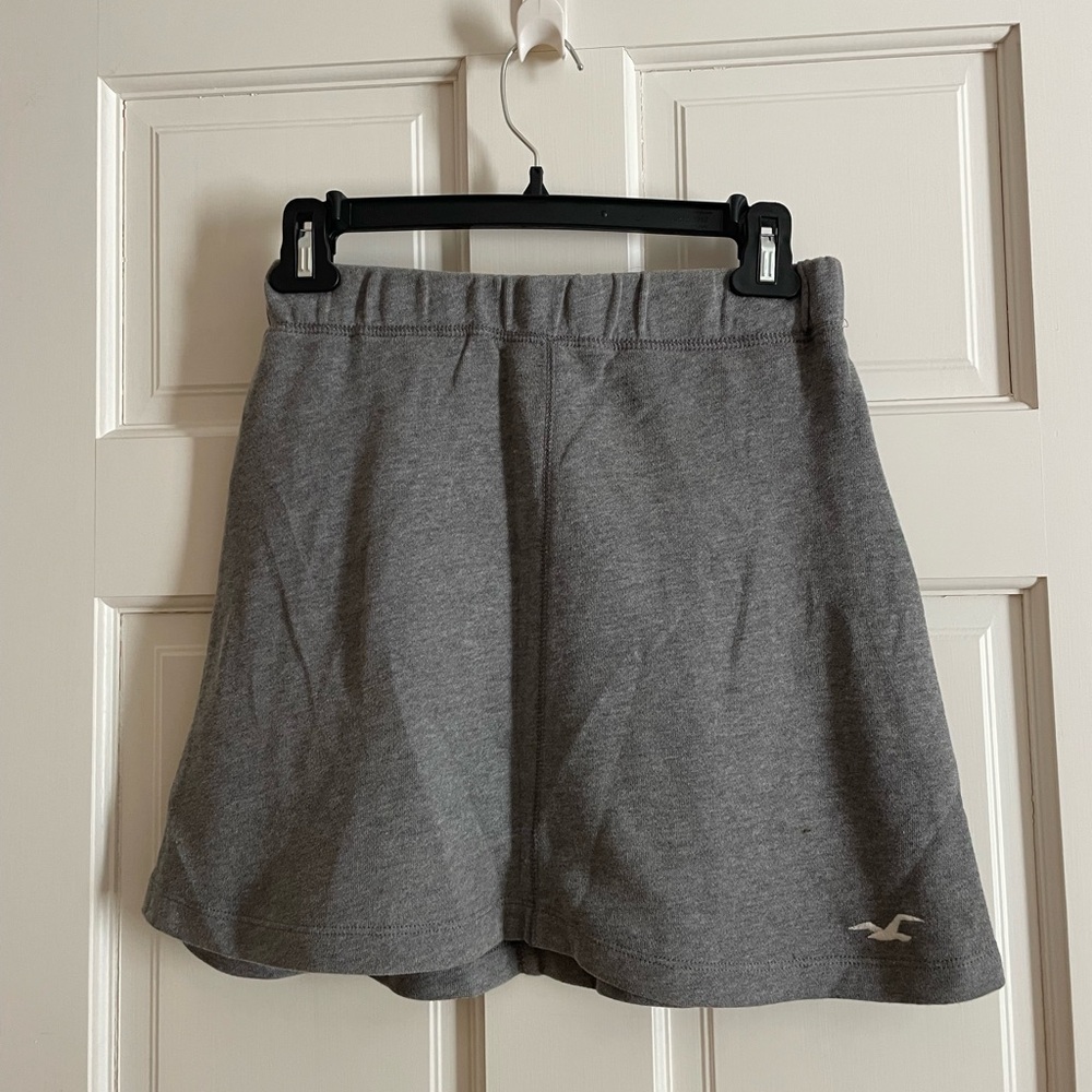 Hollister Grey knit mini skirt
